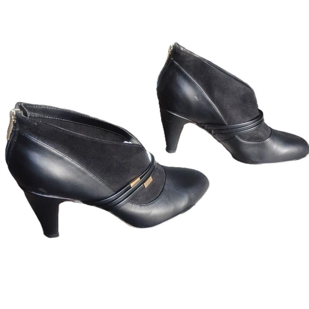 Bella Vita Women's Size 11N Noemi II Black Heels- NWOT